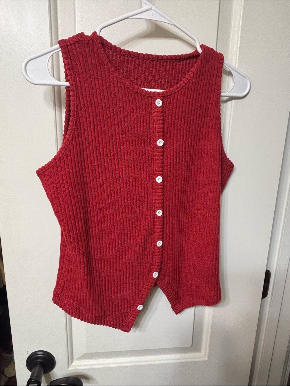 SHEIN Red Ribbed Sleeveless Button-Up Knit Vest